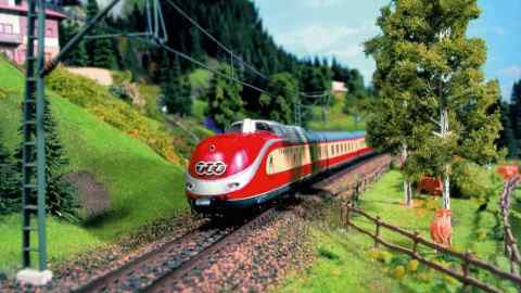 Un tren Trans-Europe Express la Miniatur Wunderland Hamburg