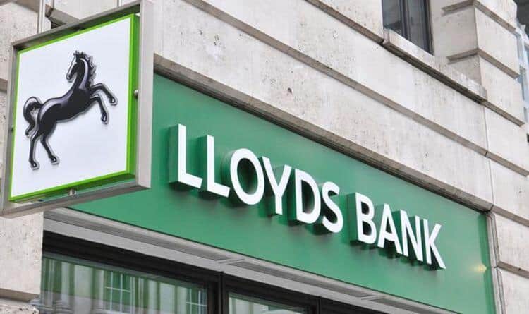 Lloyds din Marea Britanie intensifică reducerile de locuri de muncă cu peste 1.000 de concedieri noi