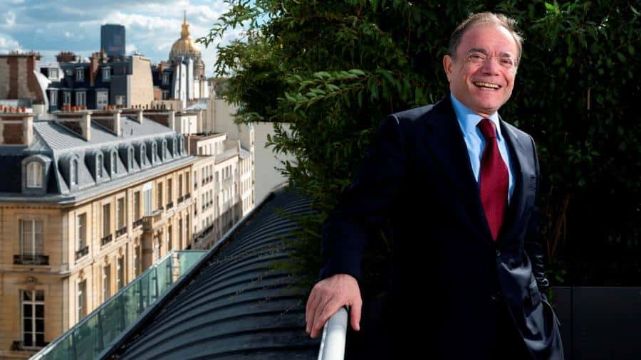 Magnatul francez Jean-Charles Naouri a fascinat de multă vreme lumea afacerilor din Paris