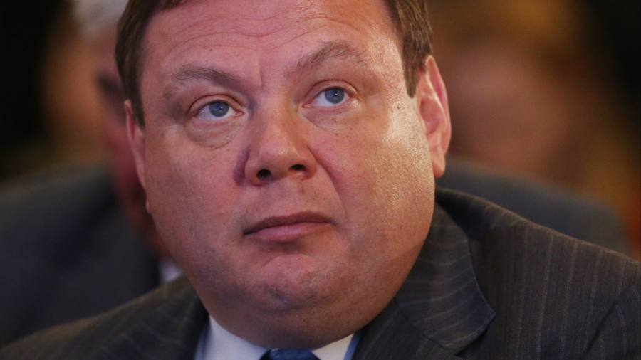 Marea Britanie retrage investigația asupra lui Mikhail Fridman la patru luni după raidul din nordul Londrei