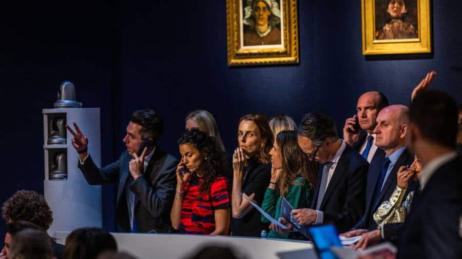 Christie’s începe sezonul de vânzări din Londra cu succes suprarealist
