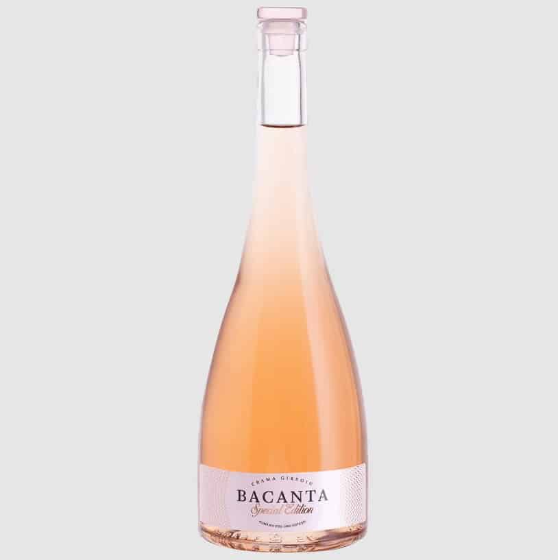 De 8 Martie surprinde-o cu o sticlă de vin rose