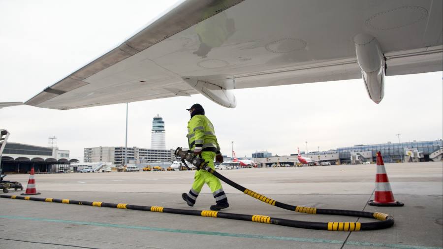 UE este de acord cu reguli pentru a stimula utilizarea combustibililor durabili în aviație