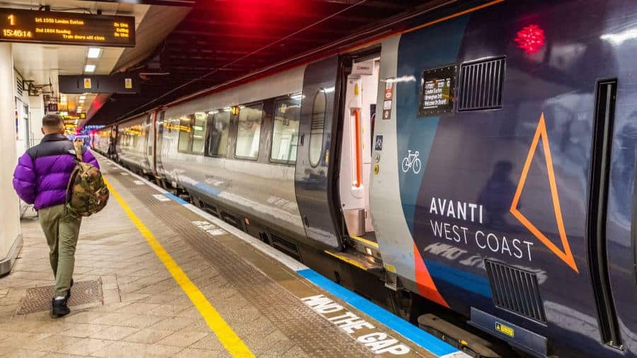 Operatorul feroviar britanic Avanti West Coast a obținut o prelungire de 6 luni a contractului