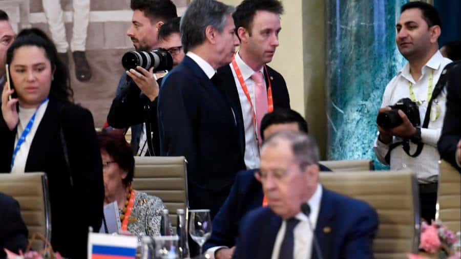Blinken se întâlnește cu Lavrov pentru prima dată de la începutul războiului din Ucraina