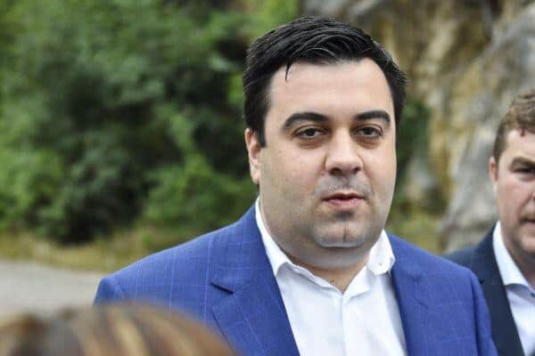 Cuc: Analizez posibilitatea de a formula o plângere penală împotriva Mădălinei Mezei