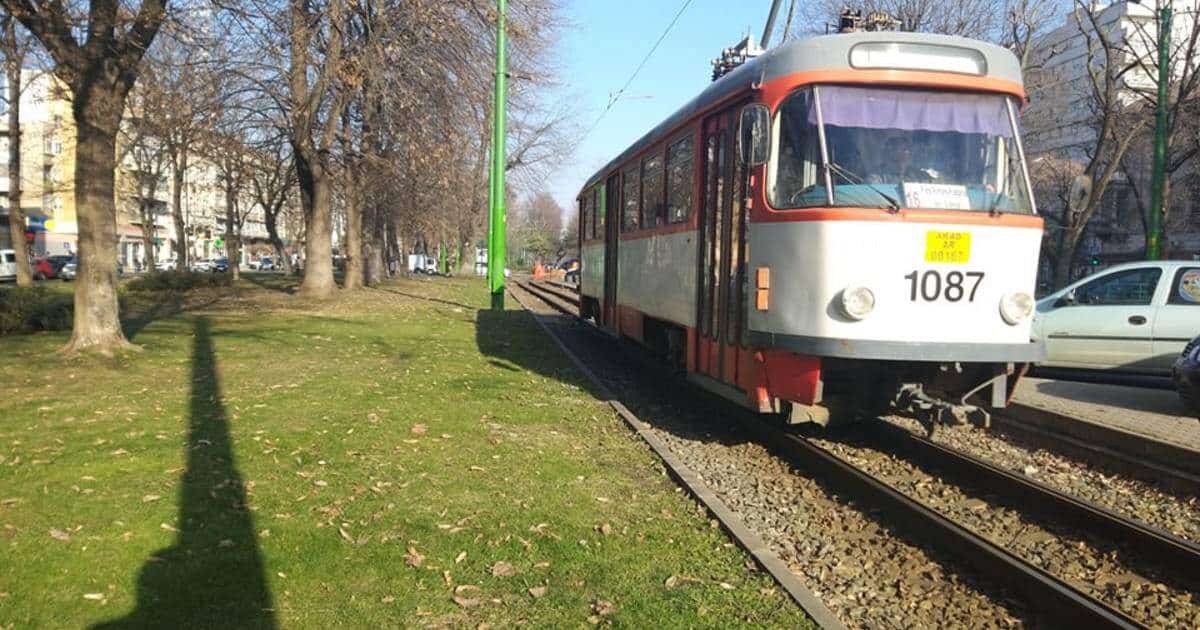 Arad reia licitaţia pentru modernizarea a 20 de tramvaie vechi