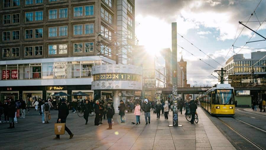 UE se pregătește să evite recesiunea după scăderea prețului gazului, spune Bruxelles