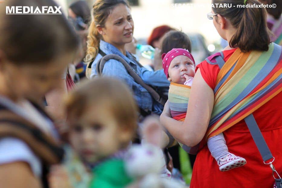Care sunt cauzele scăderii natalității și dificila decizie de a aduce pe lume un copil