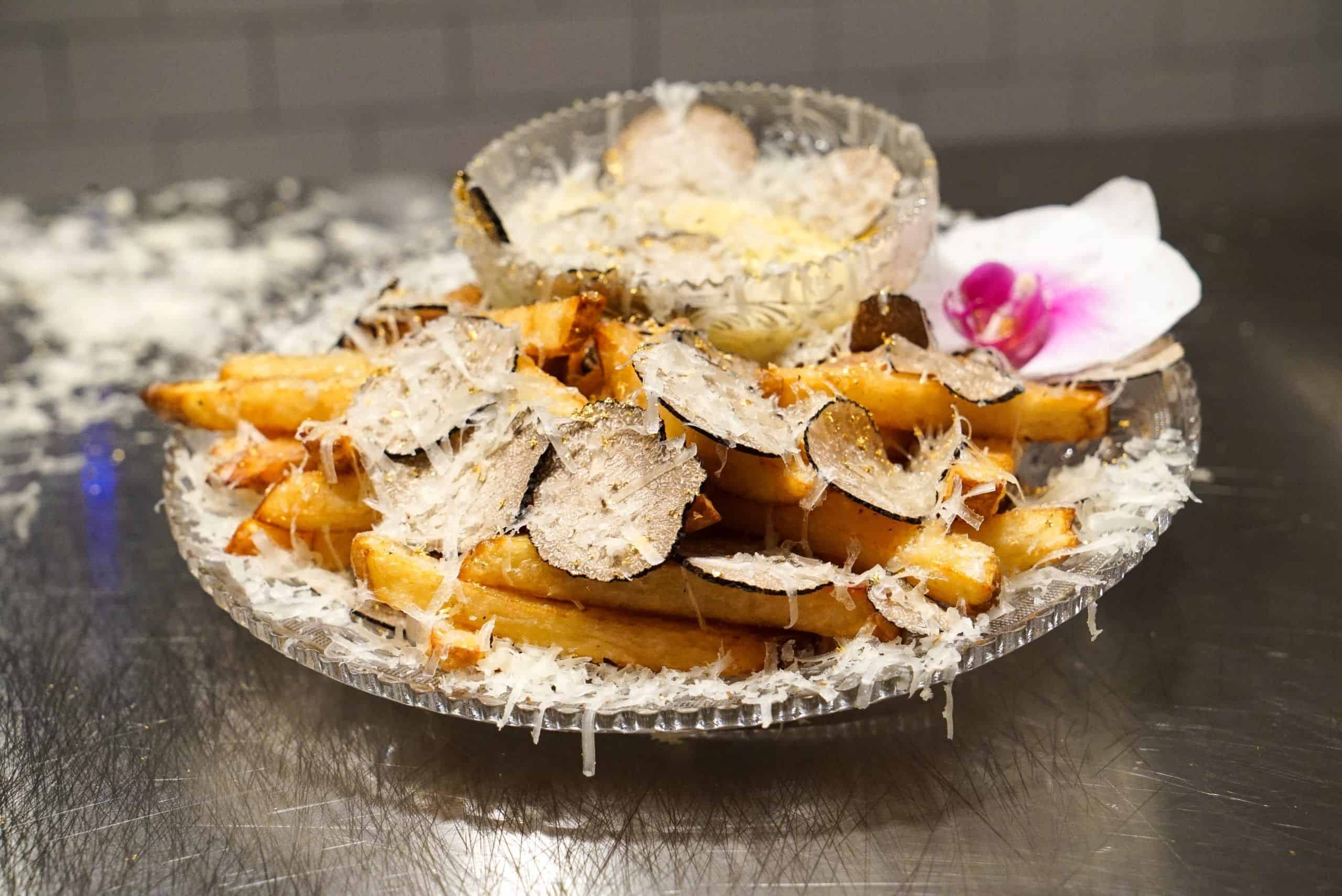 Un restaurant din New York intră în cartea recordurilor pentru cei mai scumpi cartofi prăjiţi din lume