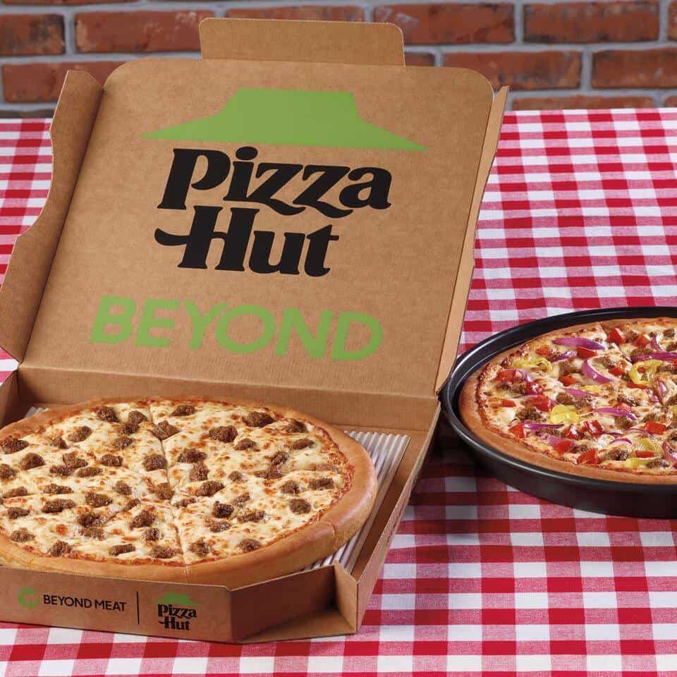 Pizza Hut va oferi pizza cu cârnați Beyond Meat în SUA, Marea Britanie