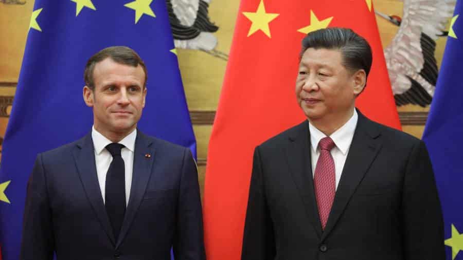Emmanuel Macron îl îndeamnă pe Xi Jinping din China să renunțe la sprijinul pentru Rusia din cauza războiului din Ucraina