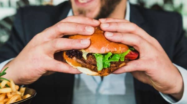 Care sunt alimentele şi băuturile care deshidratează şi trebuie evitate pe caniculă?