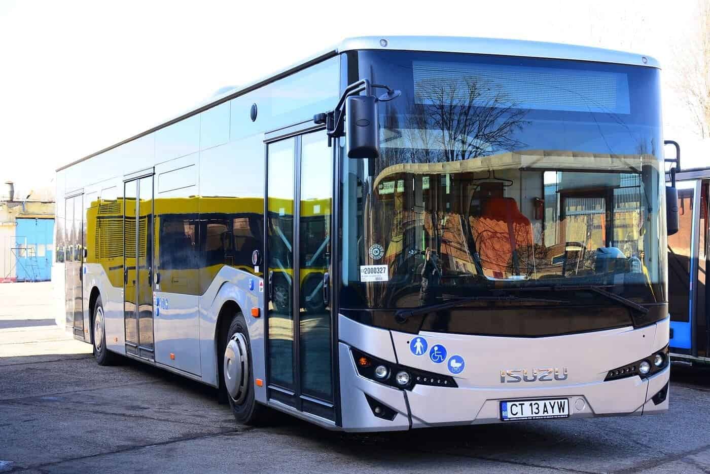 Autobuz ratc nou isuzu 3