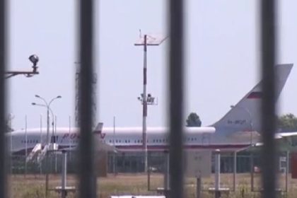 Avion din Rusia la Bucuresti Aeronava si a amanat decolarea