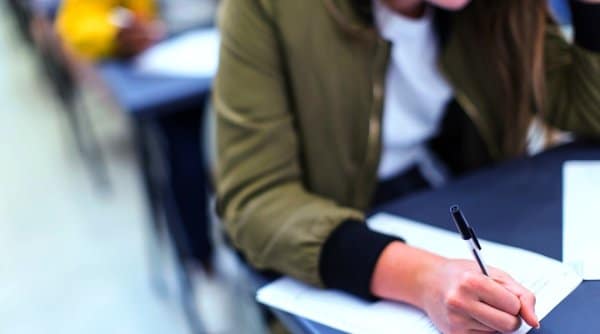 Bacalaureat 2023 începe astăzi, cu proba scrisă la Limba și literatura română