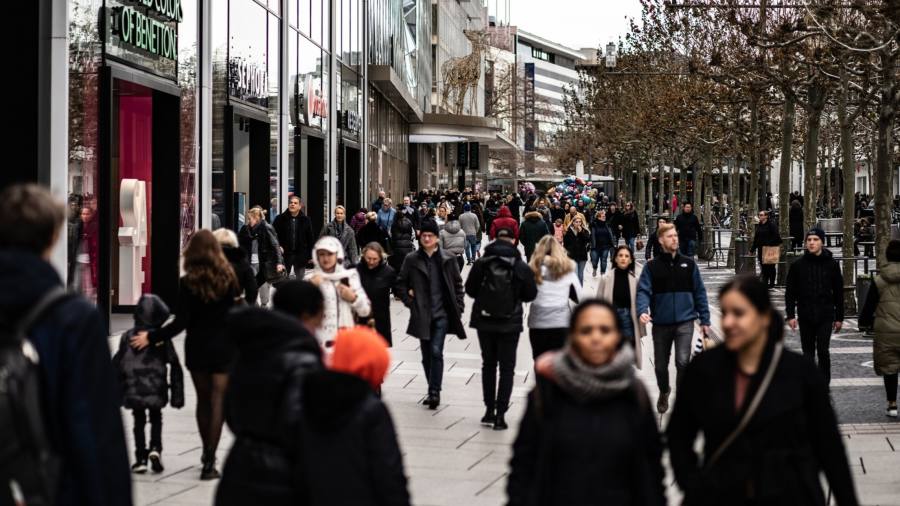 Banii scosi din bancile din zona euro au atins un