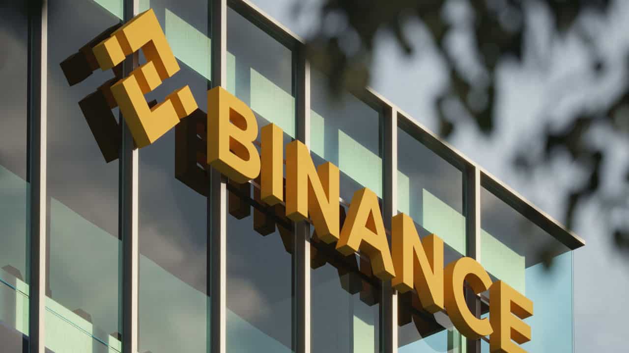 Binance face angajari si isi mareste echipa in hub ul tehnologic