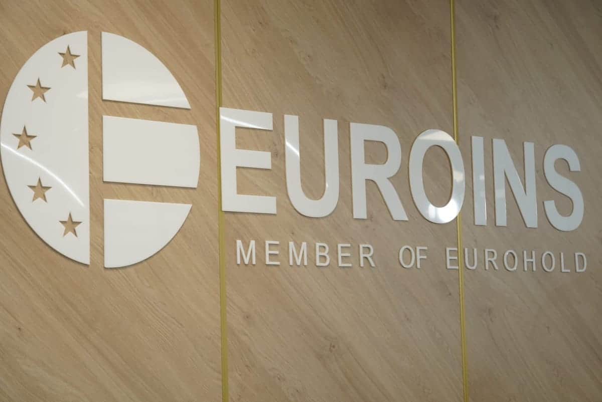 Cel mai mare asigurător din România, Euroins, susține că este victima unor zvonuri nefondate