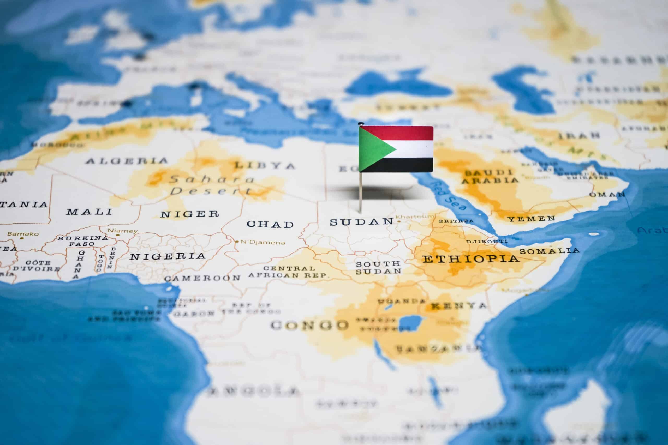 Cetățenii și familiile românilor cer evacuarea în contextul izbucnirii războiului civil în Sudan