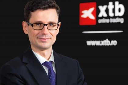 Claudiu Cazacu Consulting Strategist in cadrul XTB Romania 825x510 1