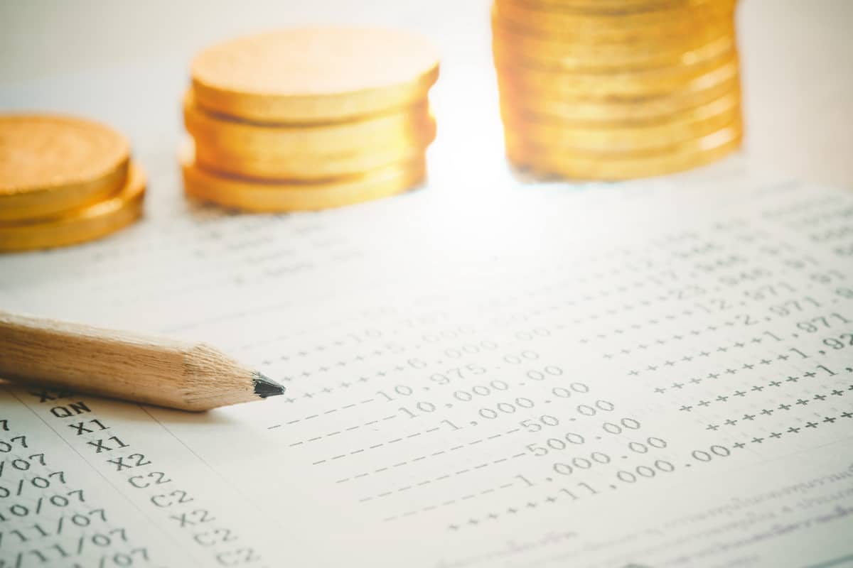 Creditarea cu amănuntul în România a fost redusă la tăcere de inflație și dobânzi