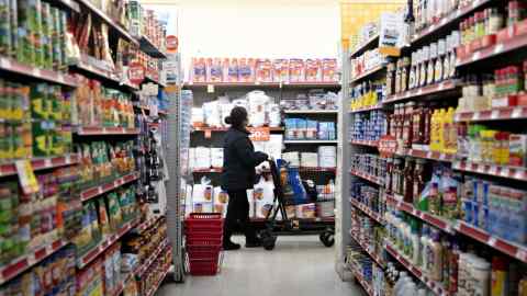 Creșterea numărului de infracțiuni la cumpărături îi costă pe retailerii americani milioane de dolari