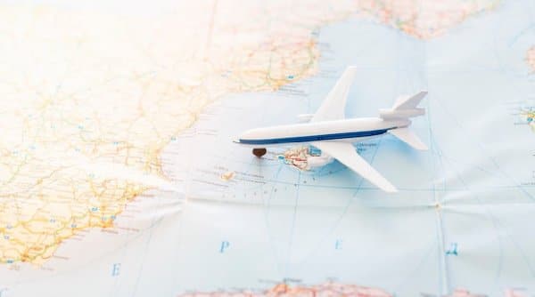 Cum decurge o călătorie cu avionul în SUA?