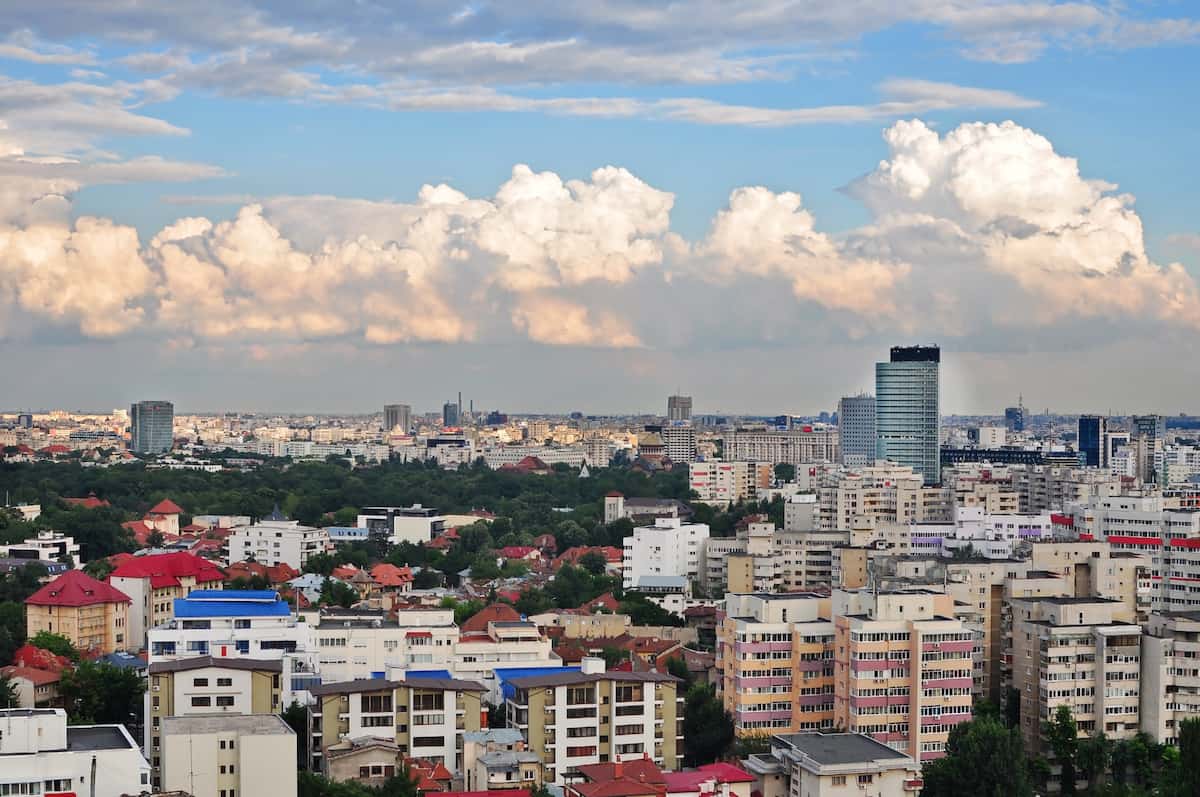 Dezvoltatorii imobiliari câștigă în instanță încă o bucată din spațiile verzi ale Bucureștiului