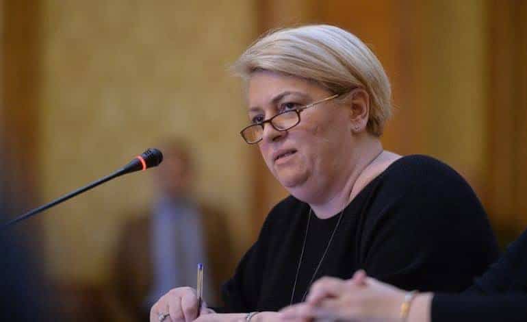 Cameră/Gigel Ştirbu către Doina Gradea: Nu vă voi vota bugetul dacă atunci veţi fi la conducerea TVR