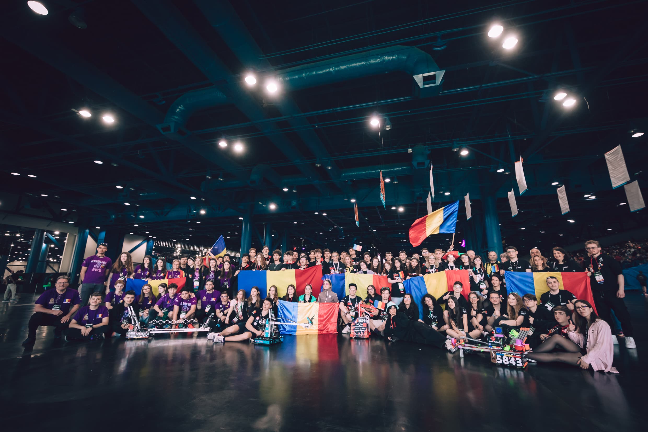 Echipele de elevi români din domeniul roboticii au obținut șase premii la First Tech Challenge World Championship