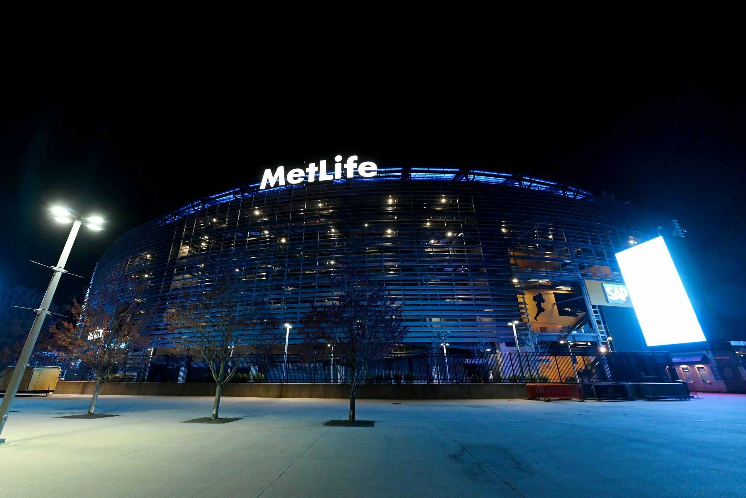 Grupul olandez NN este în discuţii să cumpere o parte din operaţiunile europene de la gigantul american MetLife, într-o tranzacţie de 740 mil. dolari