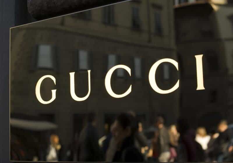 Gucci donează 500.000 de dolari UNICEF pentru a ajuta la furnizarea de vaccinuri COVID