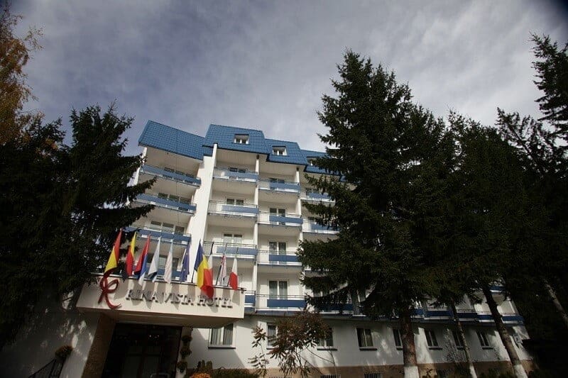 Două hoteluri din Poiana Brașov au proprietar nou