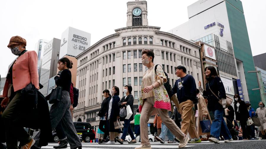 Japonia iese din recesiune in ciuda prabusirii