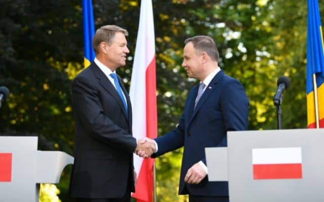 Administrația Prezidenția a informat că președintele Klaus Iohannis îl va primi pe omologul său din Polonia la Palatul Cotroceni.