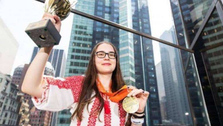 O fată de 18 ani din Brăila a câștigat Campionatul Mondial Microsoft Office Specialist 2019