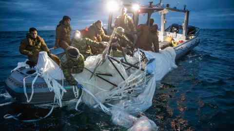 Pentagonul acuza un avion de vanatoare chinez de o actiune