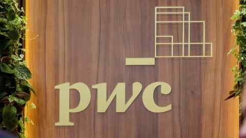 PwC suspenda 9 parteneri din cauza scandalului scurgerilor de informatii