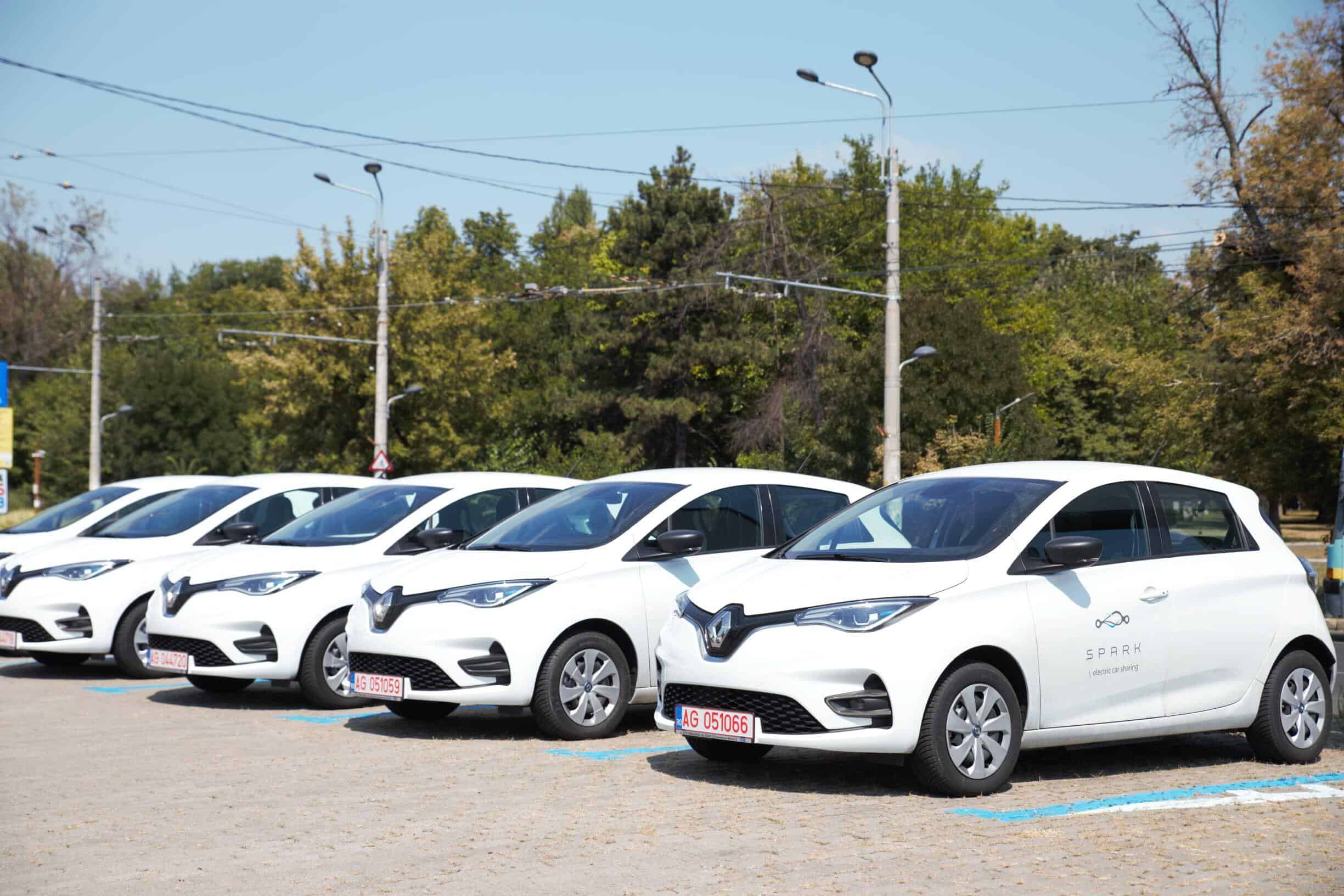 Sondaj: Mai mult de jumătate dintre utilizatorii de carsharing din București preferă SPARK pentru că găsesc foarte ușor mașini, la un cost redus, și contribuie la protejarea mediului prin închirierea de mașini electrice