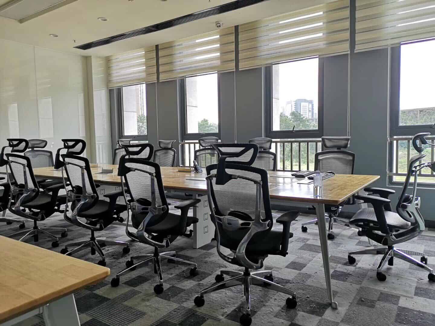 Ergonomia și importanța dotării sediilor de birouri cu mobilier ergonomic