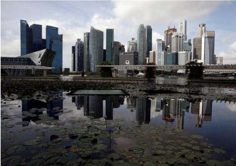 Singapore se confruntă cu criza talentelor, pe măsură ce giganții tehnologici se extind