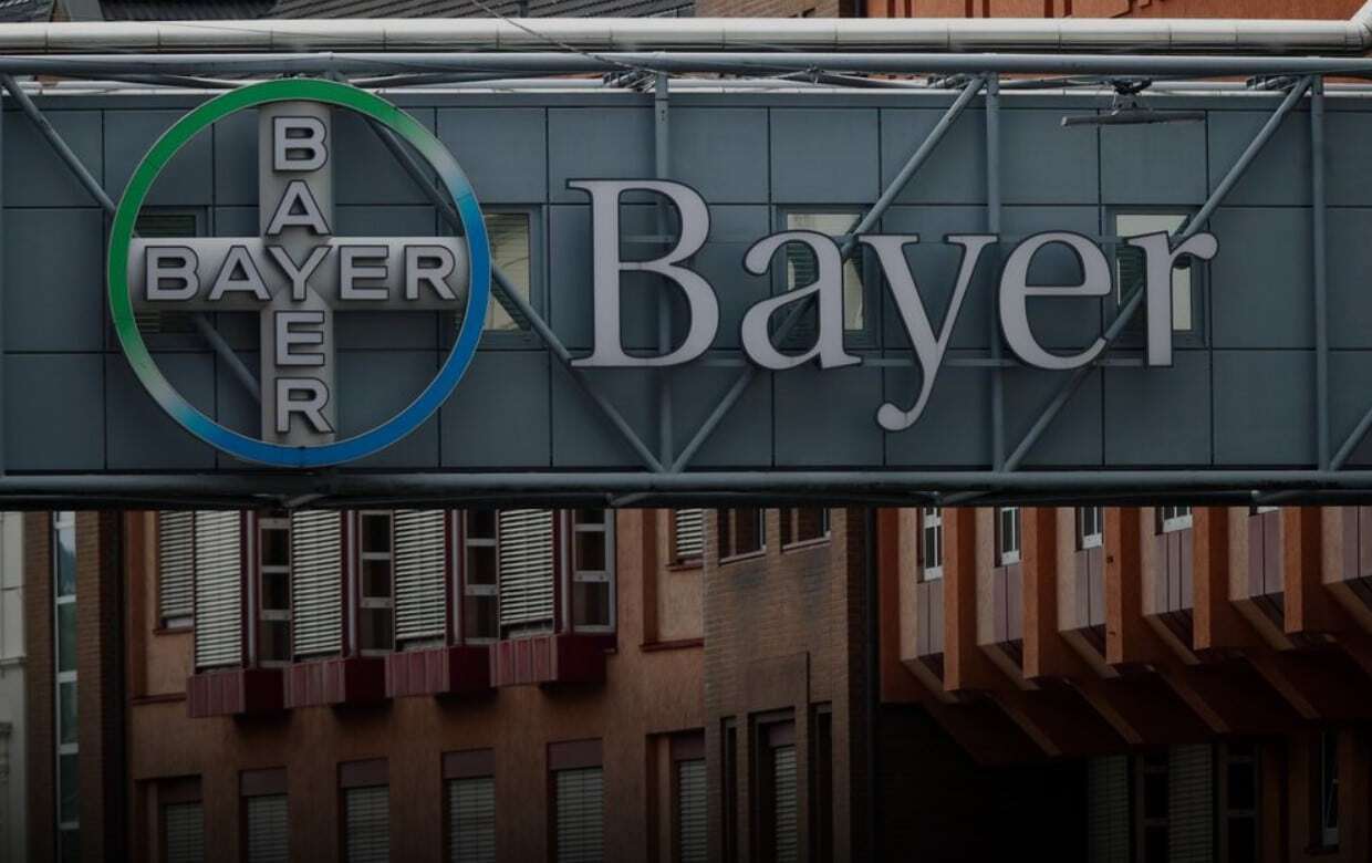 Bayer și Rentschler vor ajuta la producerea vaccinului COVID-19 al lui CureVac