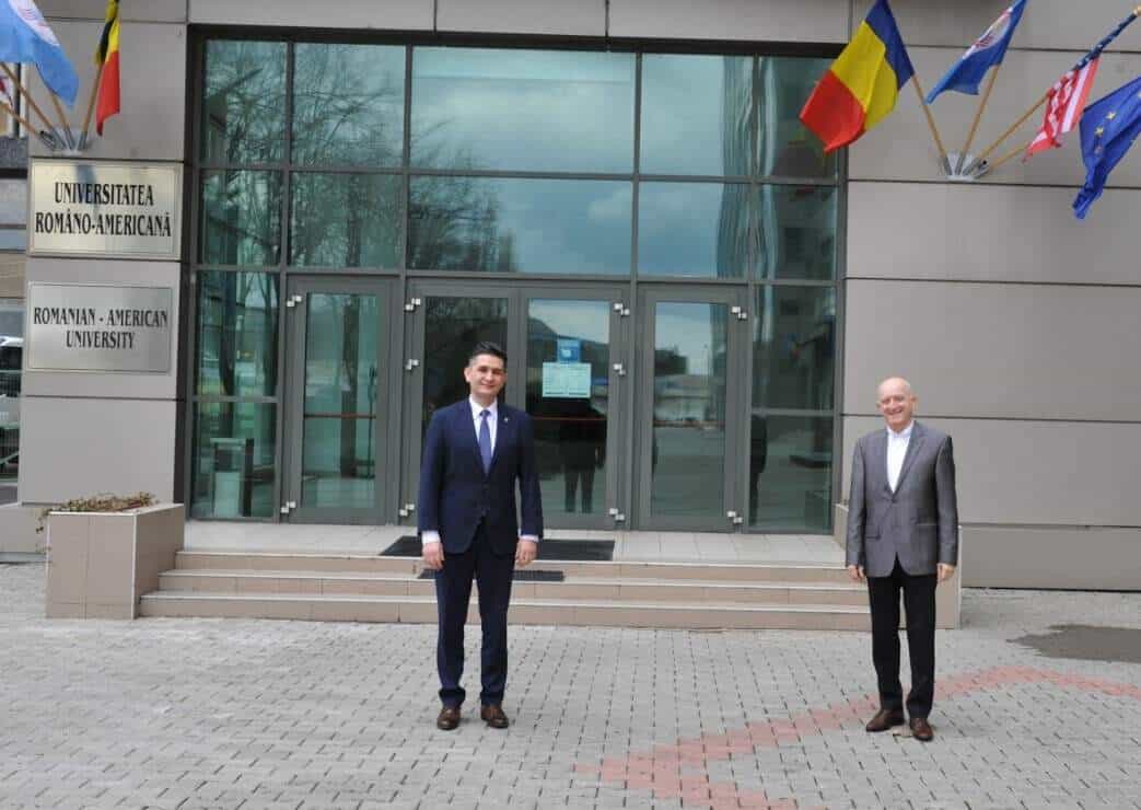 Școala de Afaceri ASEBUSS și Universitatea Româno-Americană, primul consorțiu educațional privat din România, bazat pe modelul American