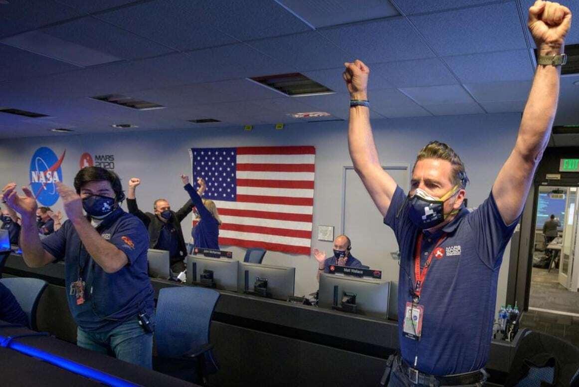 Roverului astrobiologic al NASA, Perseverance, face aterizarea istorică pe Marte