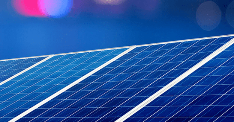 Serviciile de curățenie asigură o eficiență cu până la 25% mai mare a panourilor solare