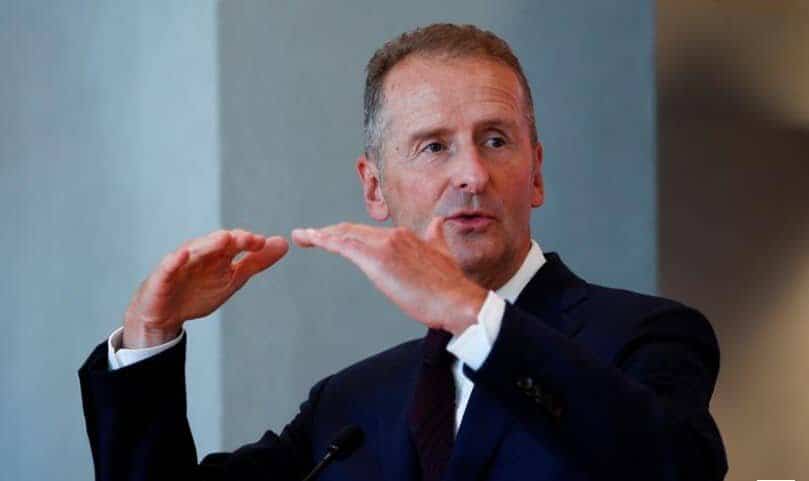 CEO-ul Volkswagen, Herbert Diess, nu se teme de o mașină electrică Apple