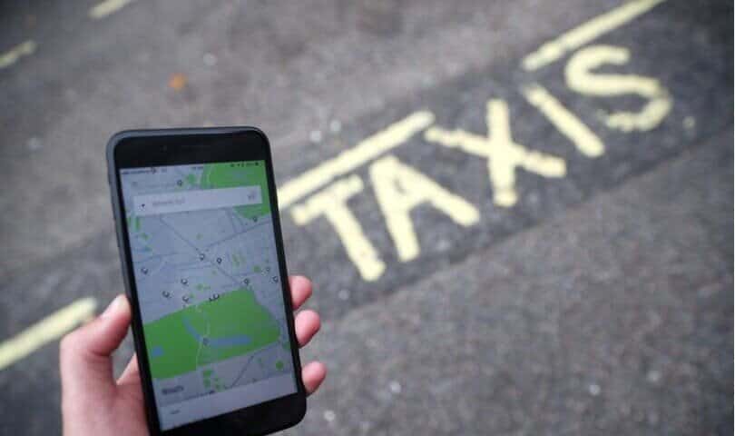 Șoferii Uber au drepturi ca toți lucrătorii, instanțele de top din Marea Britanie se pronunță împotriva modelului de afaceri