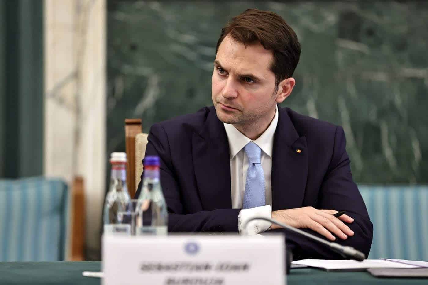 Programul „Grantul pentru tineri cercetători REGELE CAROL I” intră în consultare publică