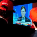 Tucker Carlson planuieste sa relanseze emisiunea pe Twitter dupa concedierea